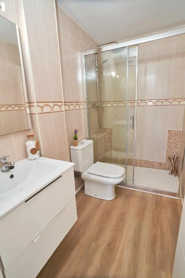 Apartamento acceso directo playaACwifiterraza by Rinconesmediterraneos L'Eucaliptus